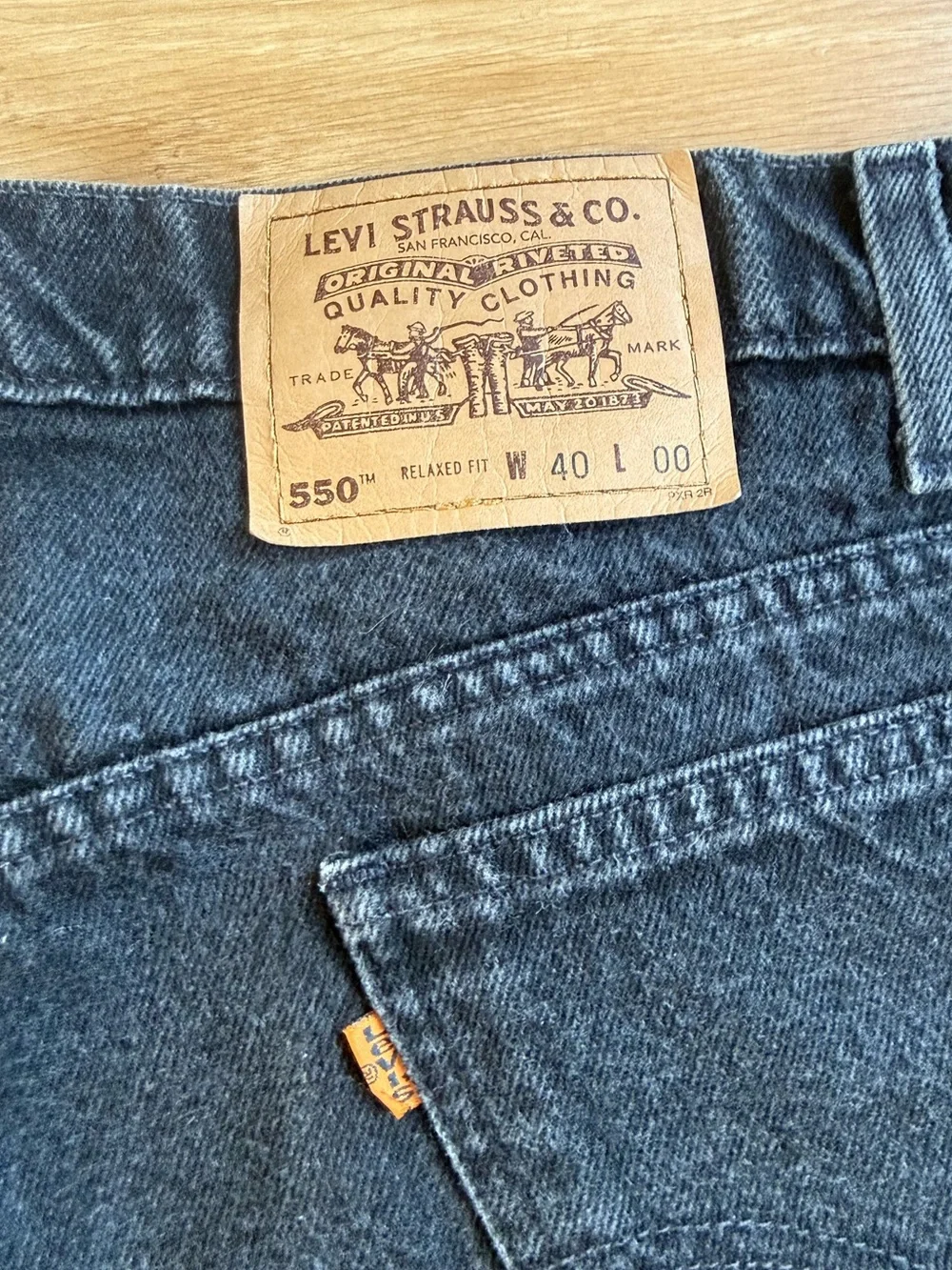 Vintage Orange Tab Levi’s Black 550 Denim Shorts Size 40